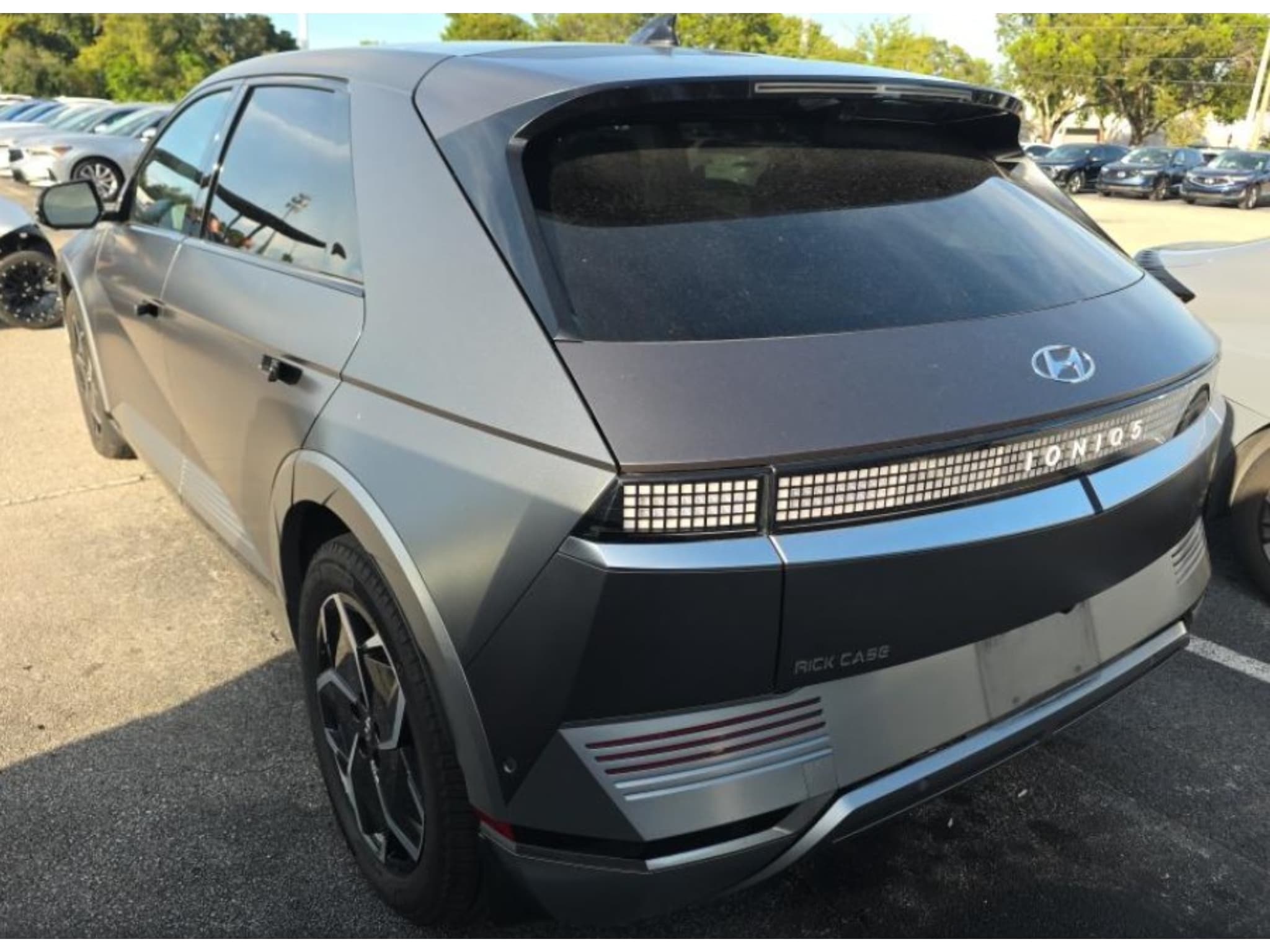 2024 Hyundai IONIQ 5 view 2