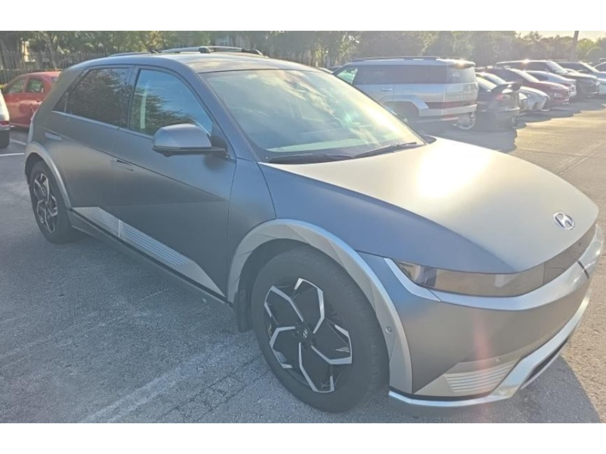 2024 Hyundai IONIQ 5 view 4