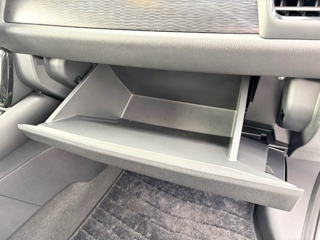 2020 Nissan LEAF view 20