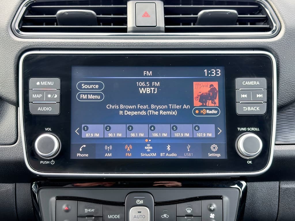 2020 Nissan LEAF view 13