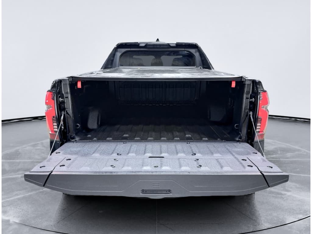 2024 Chevrolet Silverado EV view 27