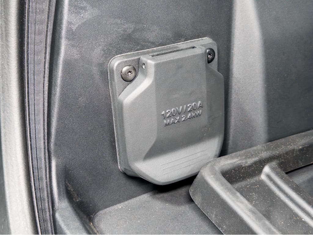 2024 Chevrolet Silverado EV view 26
