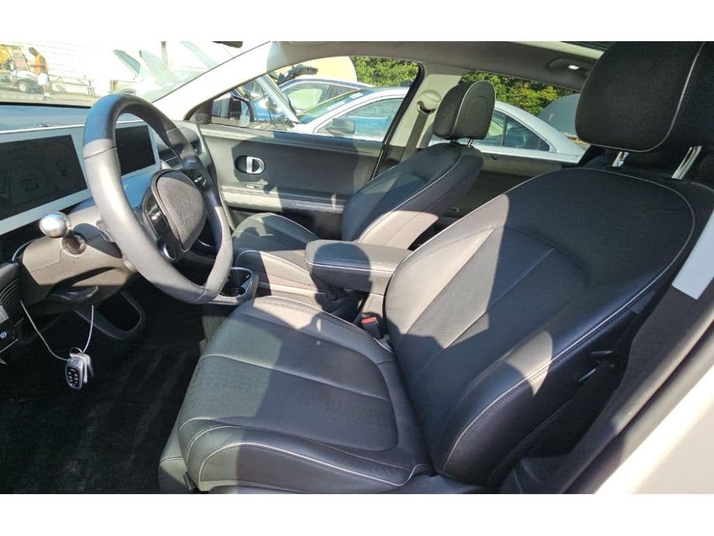 2024 Hyundai IONIQ 5 view 5