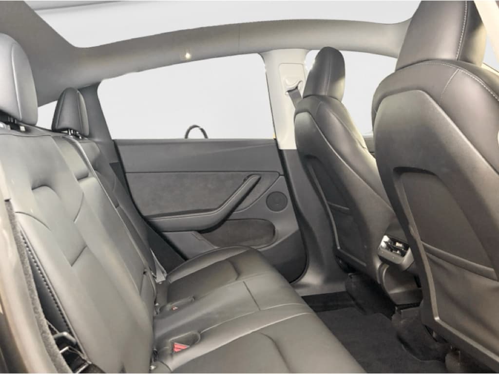 2024 Tesla Model Y view 20