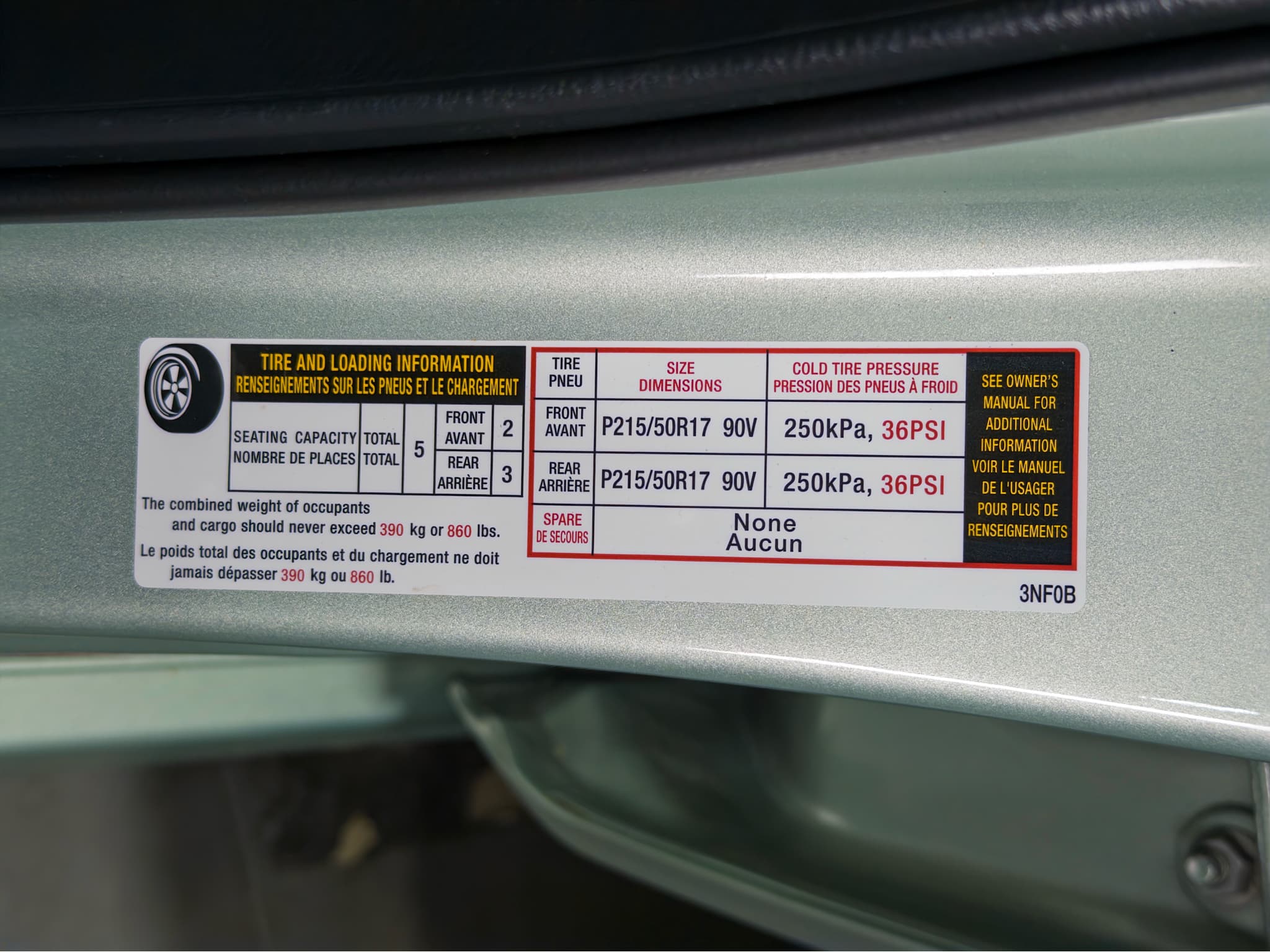 2018 Nissan LEAF view 26