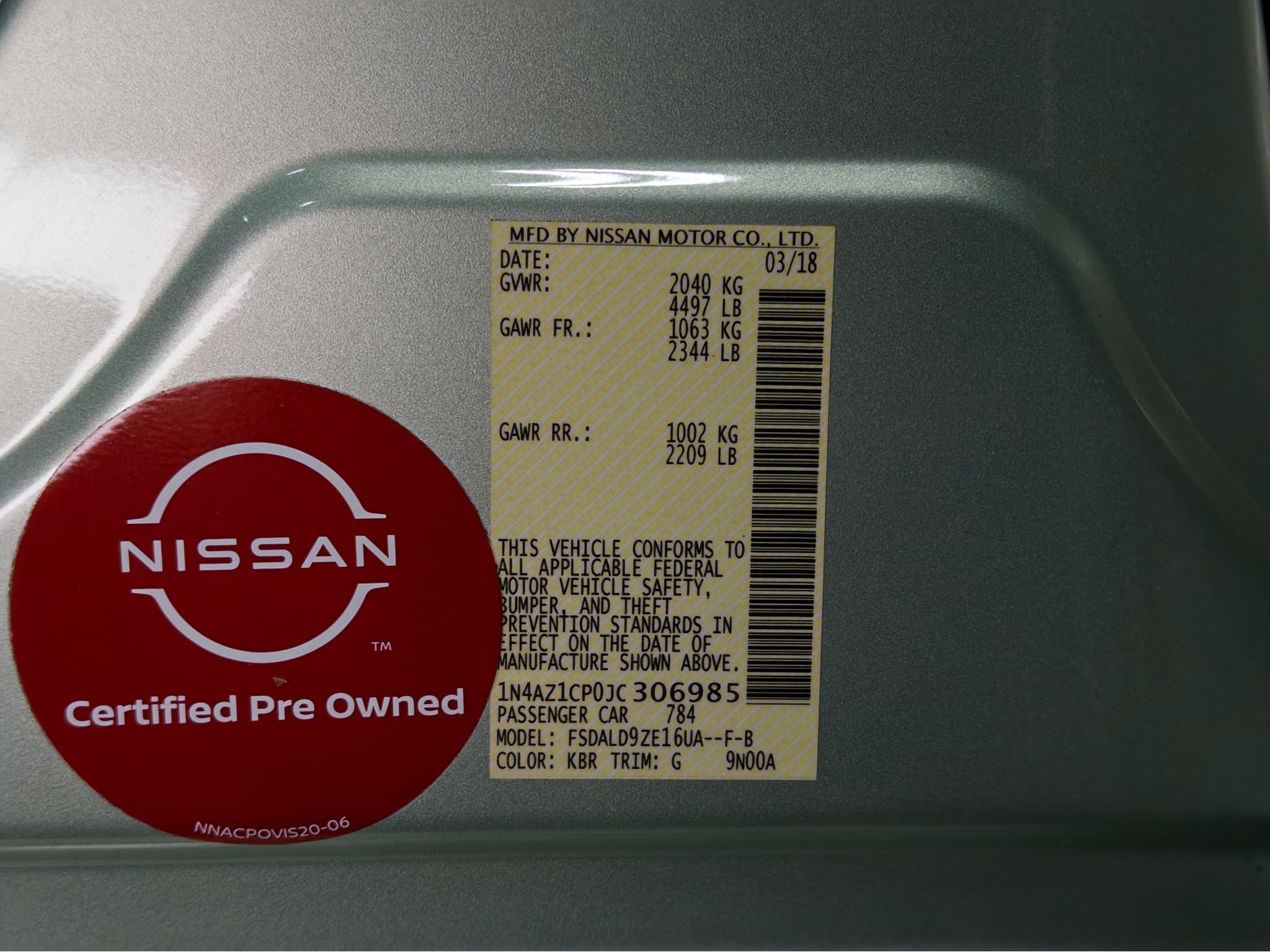 2018 Nissan LEAF view 25