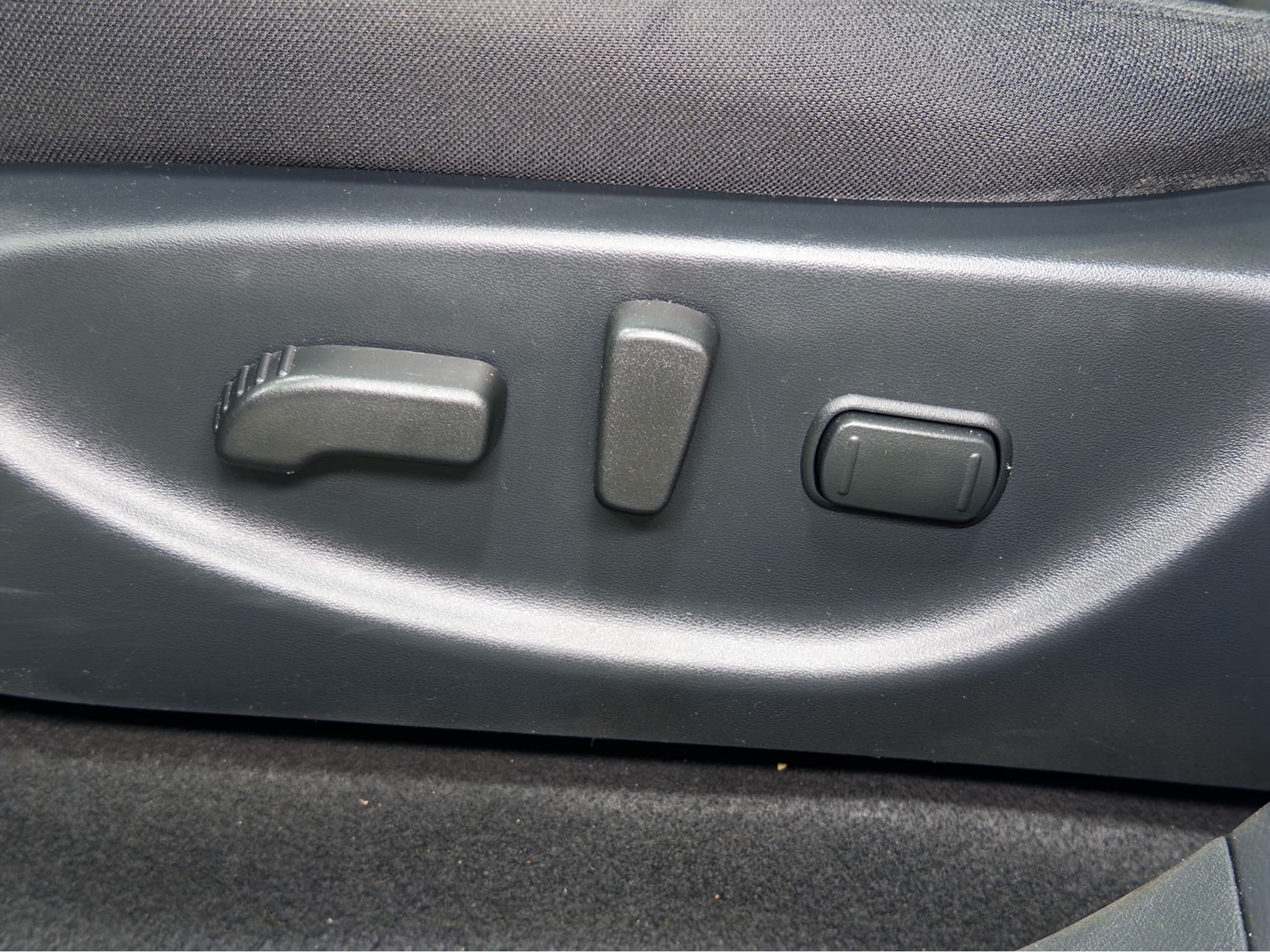 2018 Nissan LEAF view 6