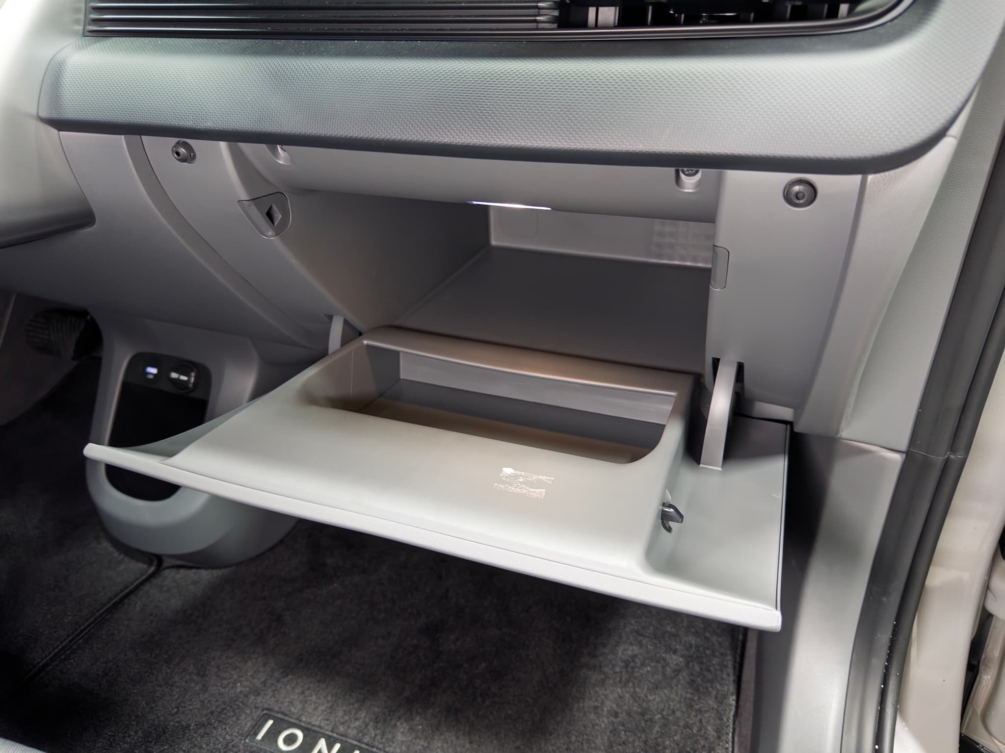 2024 Hyundai IONIQ 5 view 20