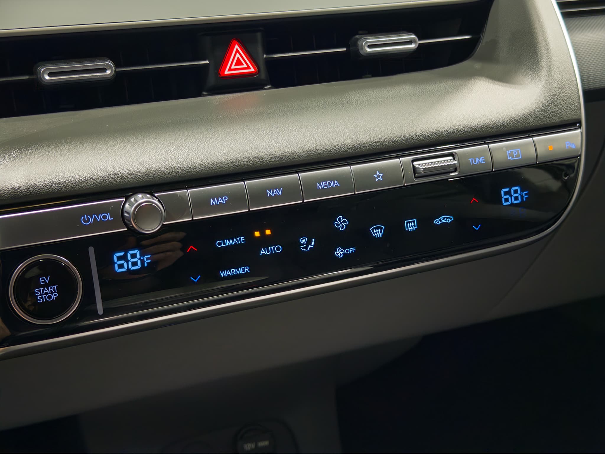 2024 Hyundai IONIQ 5 view 15