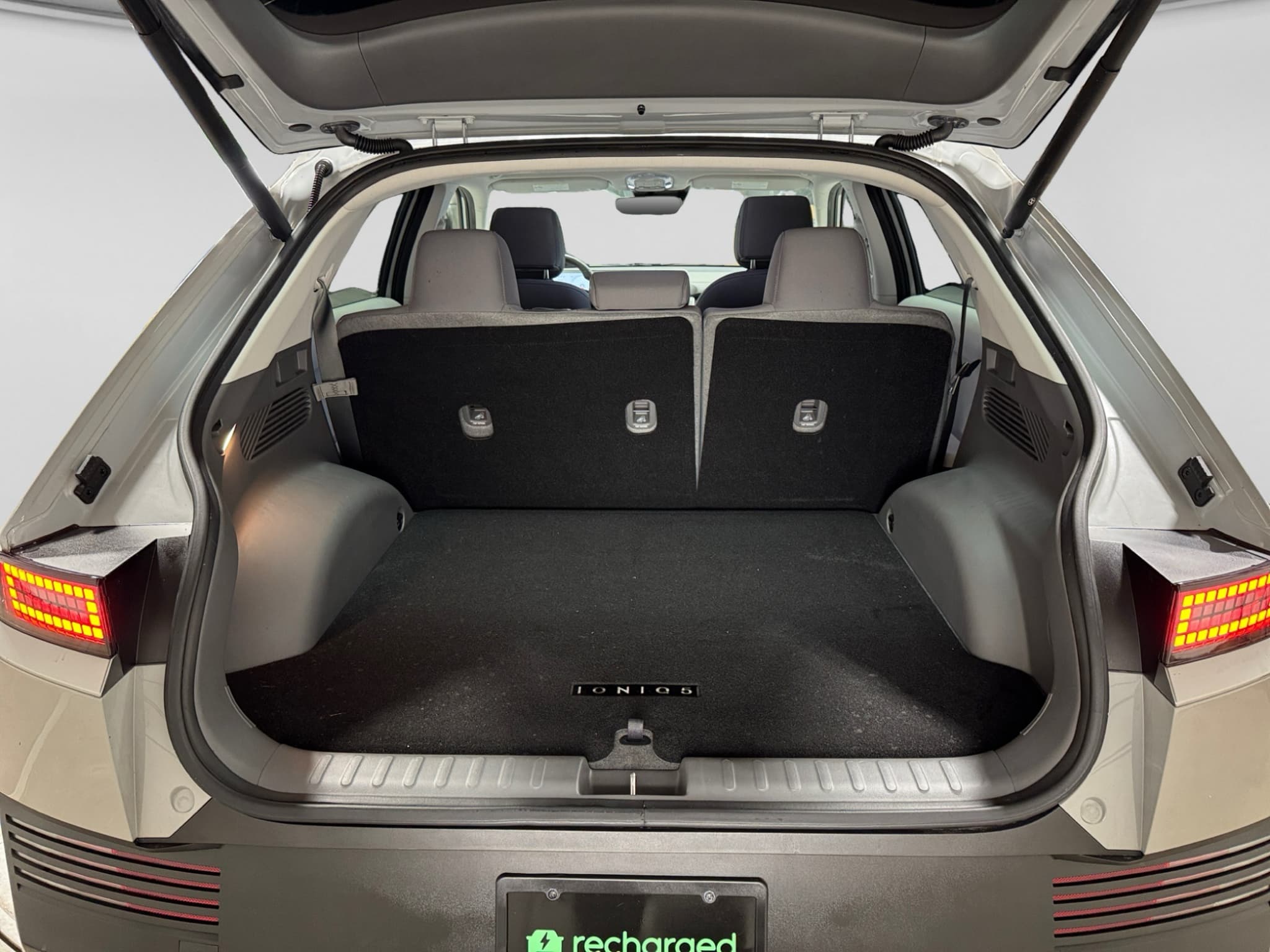 2024 Hyundai IONIQ 5 view 27