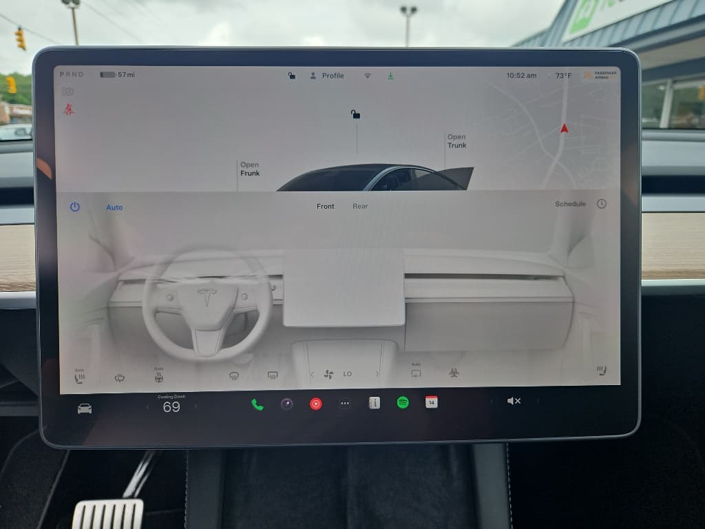 2024 Tesla Model Y view 12