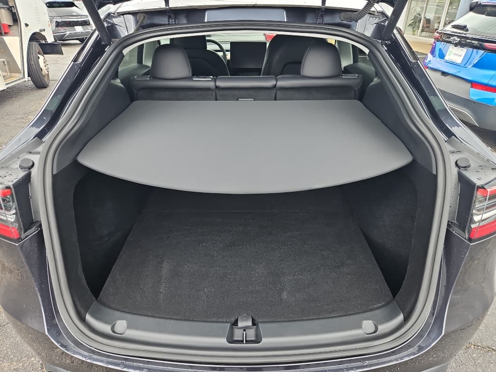 2024 Tesla Model Y view 20