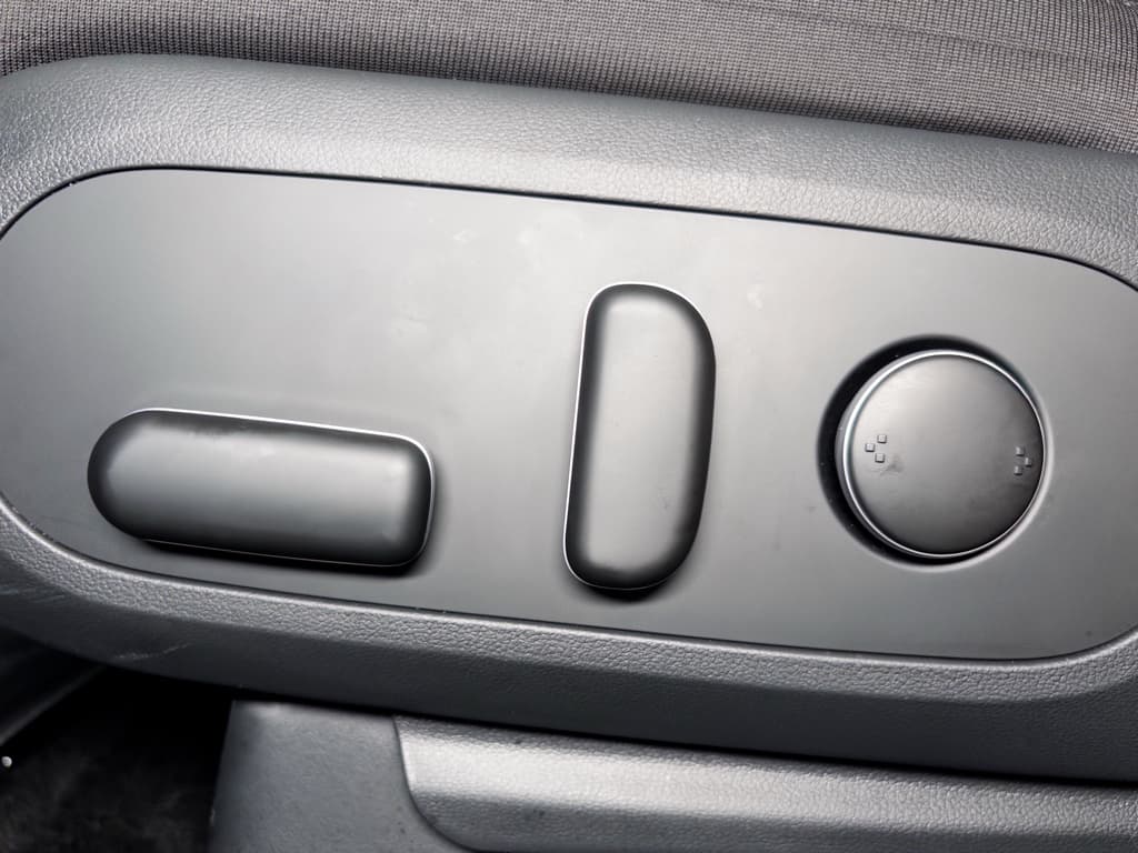 2024 Hyundai IONIQ 5 view 6
