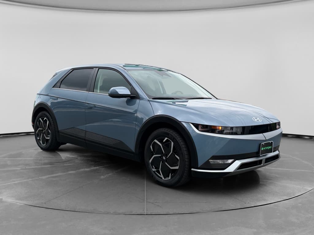 2024 Hyundai IONIQ 5 view 4