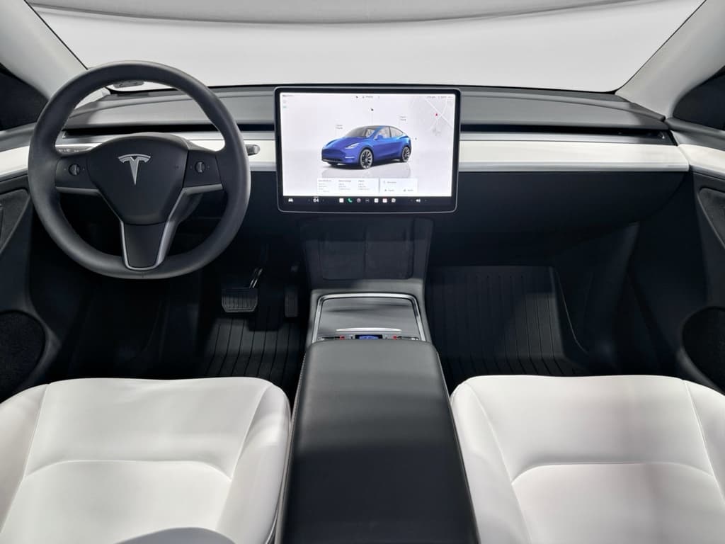 2024 Tesla Model Y view 14
