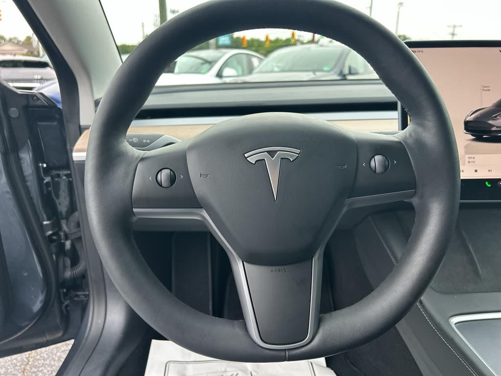 2022 Tesla Model 3 view 8