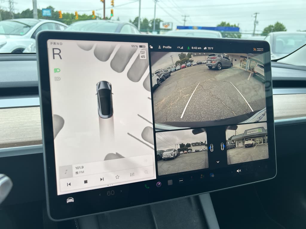 2022 Tesla Model 3 view 11