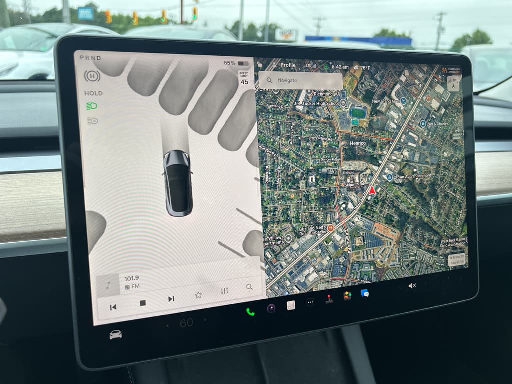 2022 Tesla Model 3 view 10