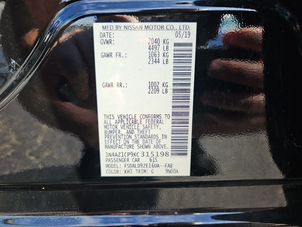 2019 Nissan LEAF view 26
