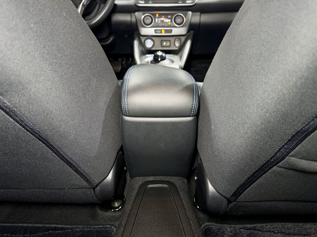 2018 Nissan LEAF view 19