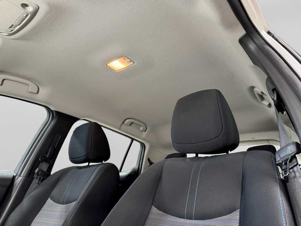 2018 Nissan LEAF view 22