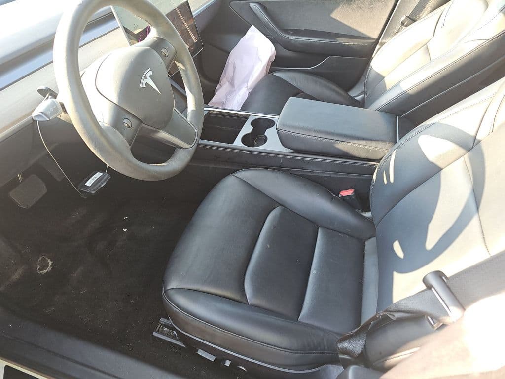 2022 Tesla Model 3 view 7
