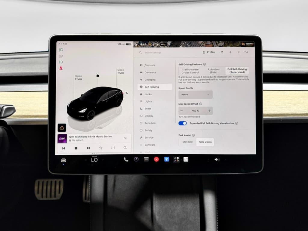 2022 Tesla Model 3 view 11