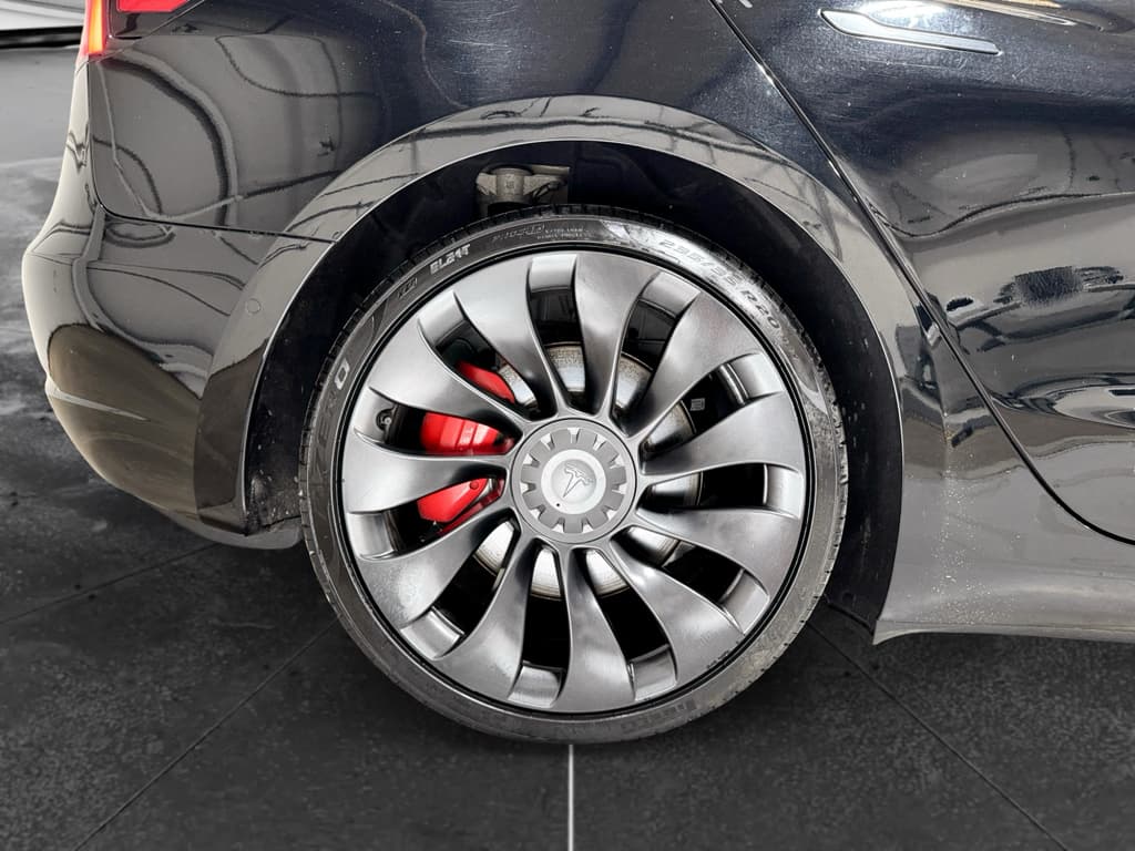 2022 Tesla Model 3 view 34