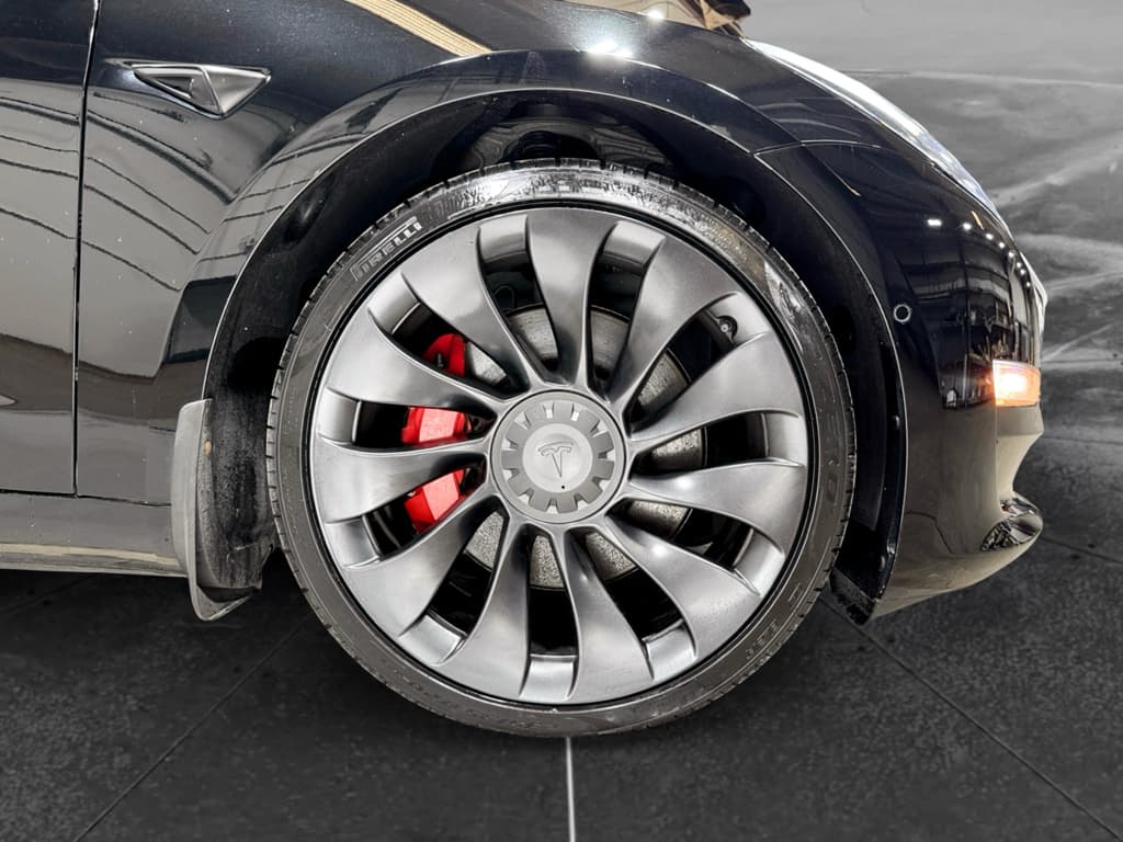 2022 Tesla Model 3 view 32