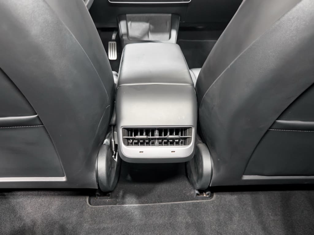 2022 Tesla Model 3 view 20