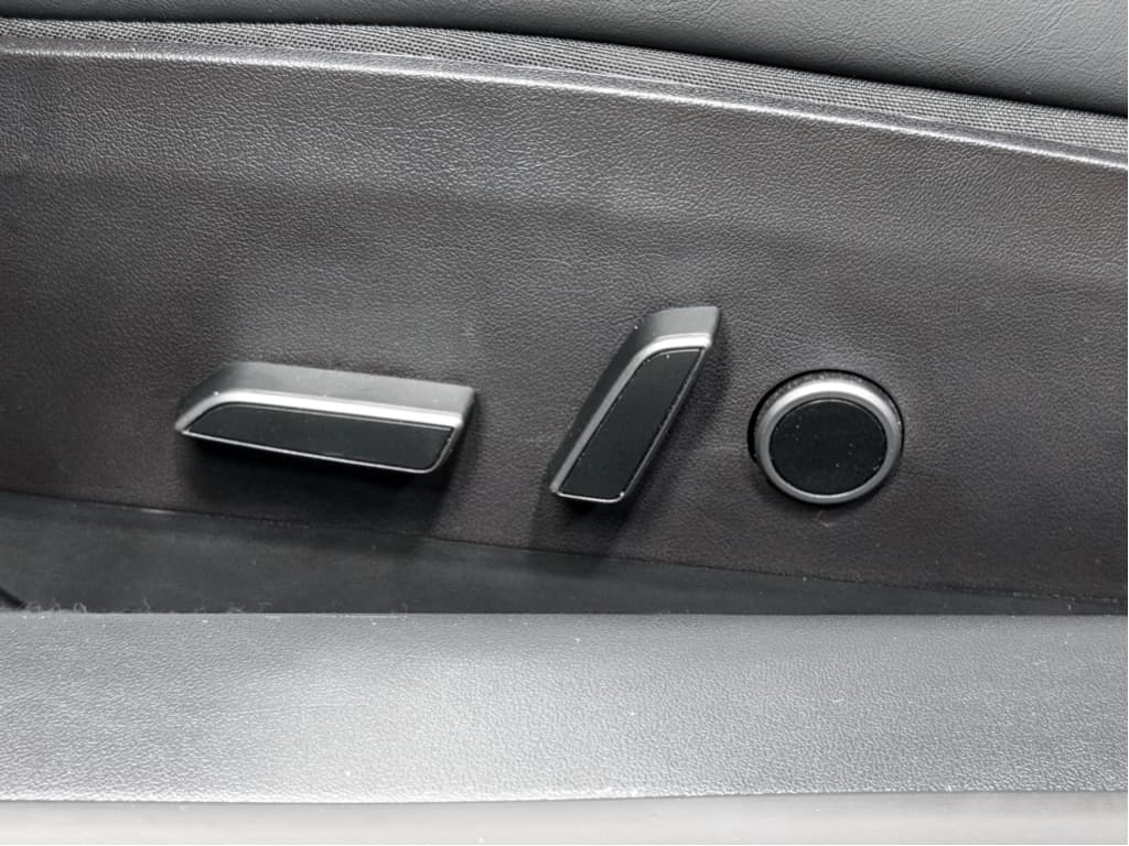 2022 Tesla Model 3 view 6