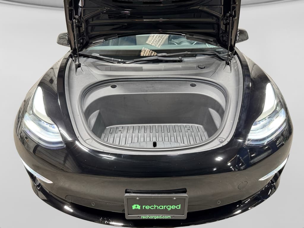 2022 Tesla Model 3 view 24