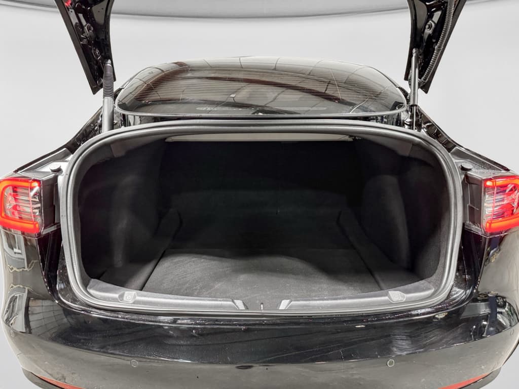2022 Tesla Model 3 view 25