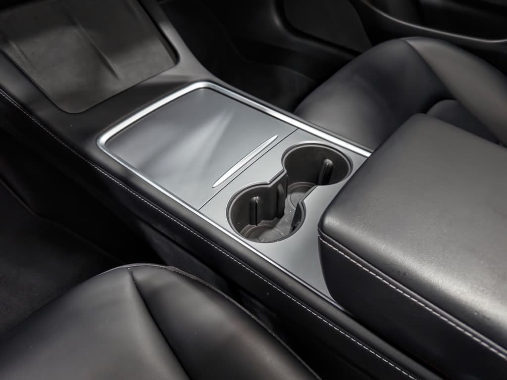 2022 Tesla Model 3 view 18