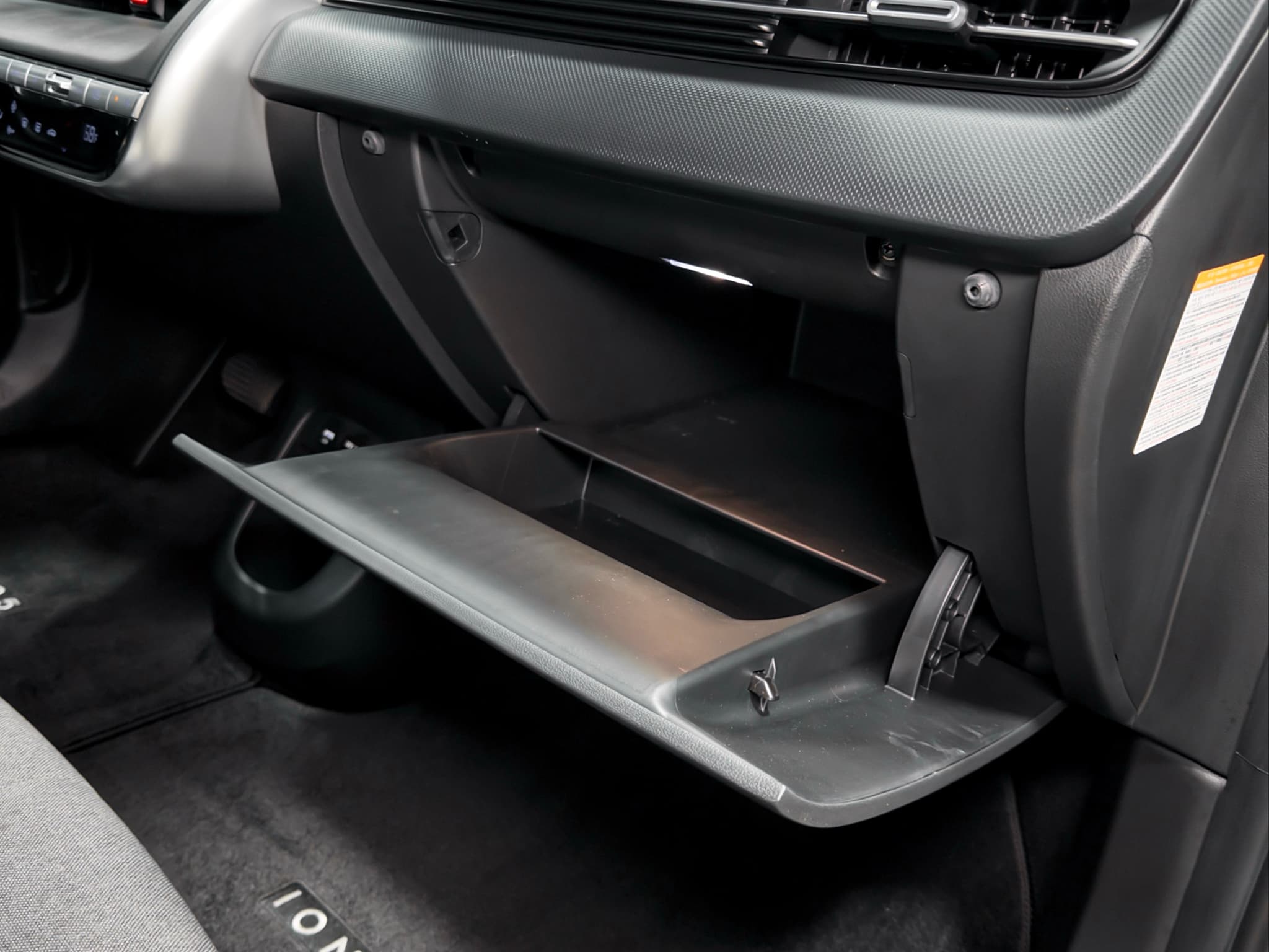 2024 Hyundai IONIQ 5 view 21