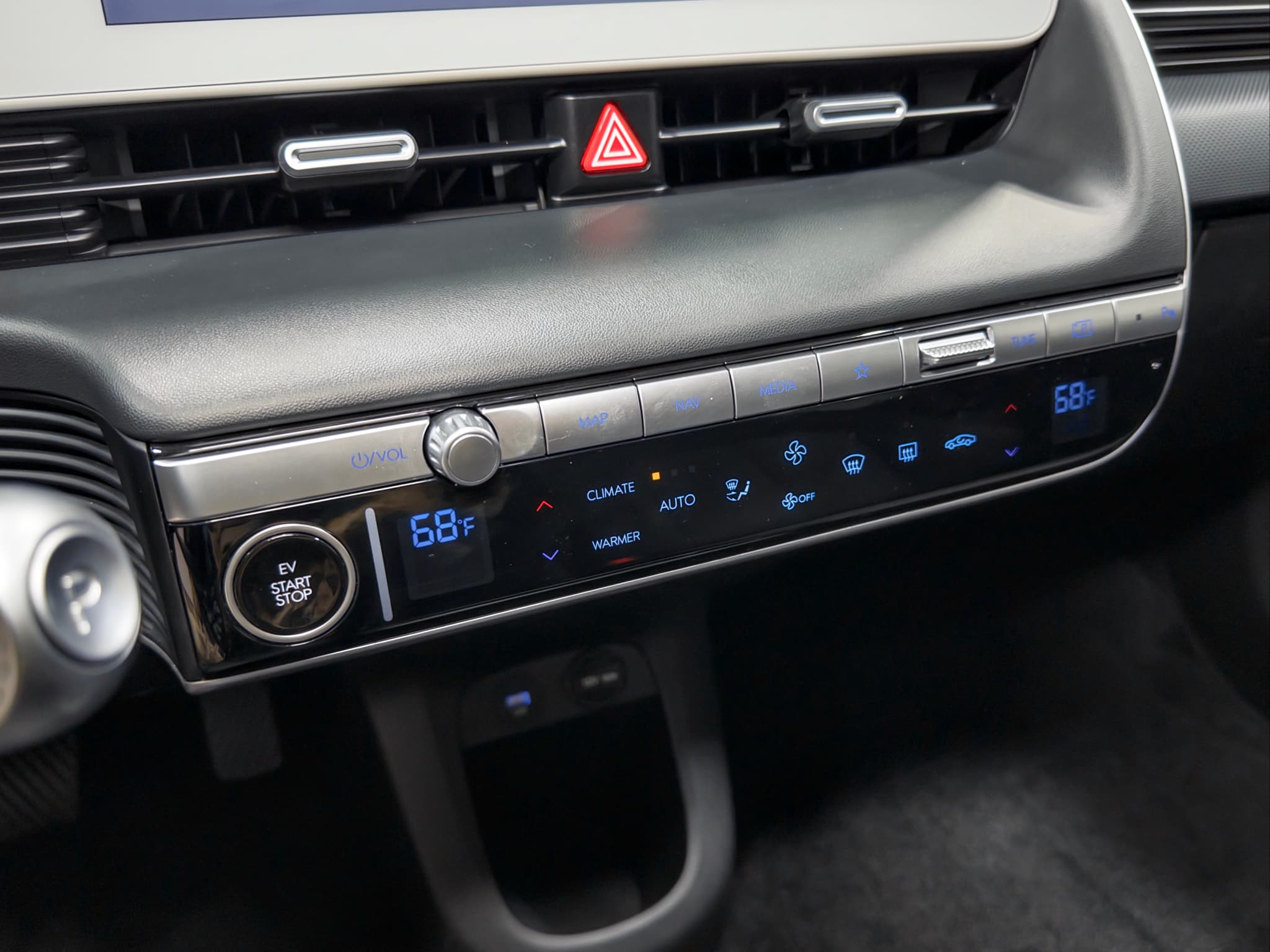 2024 Hyundai IONIQ 5 view 16