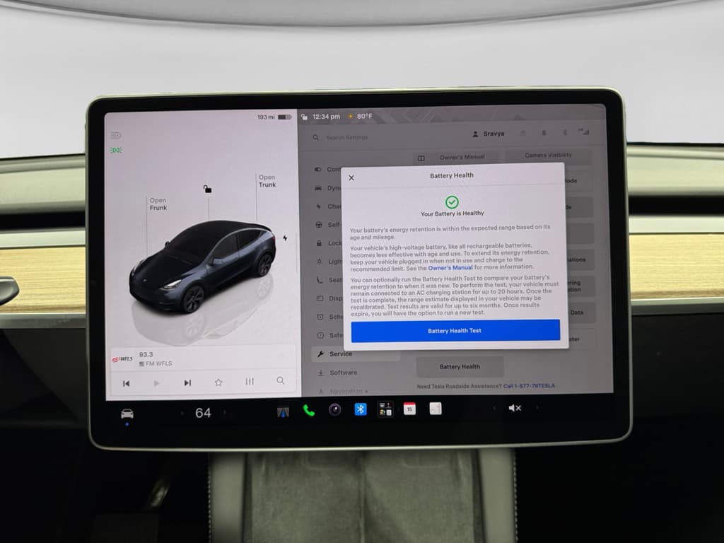 2025 Tesla Model Y view 13