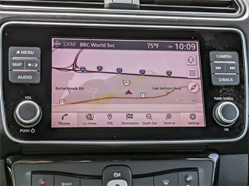 2019 Nissan LEAF view 19