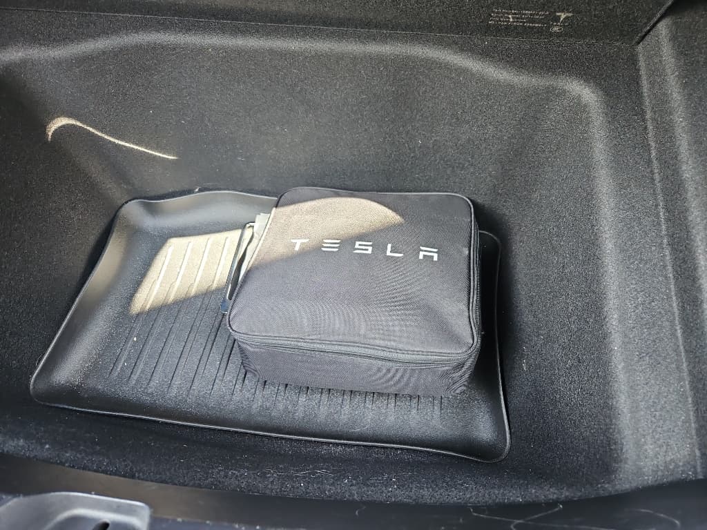 2022 Tesla Model 3 view 6