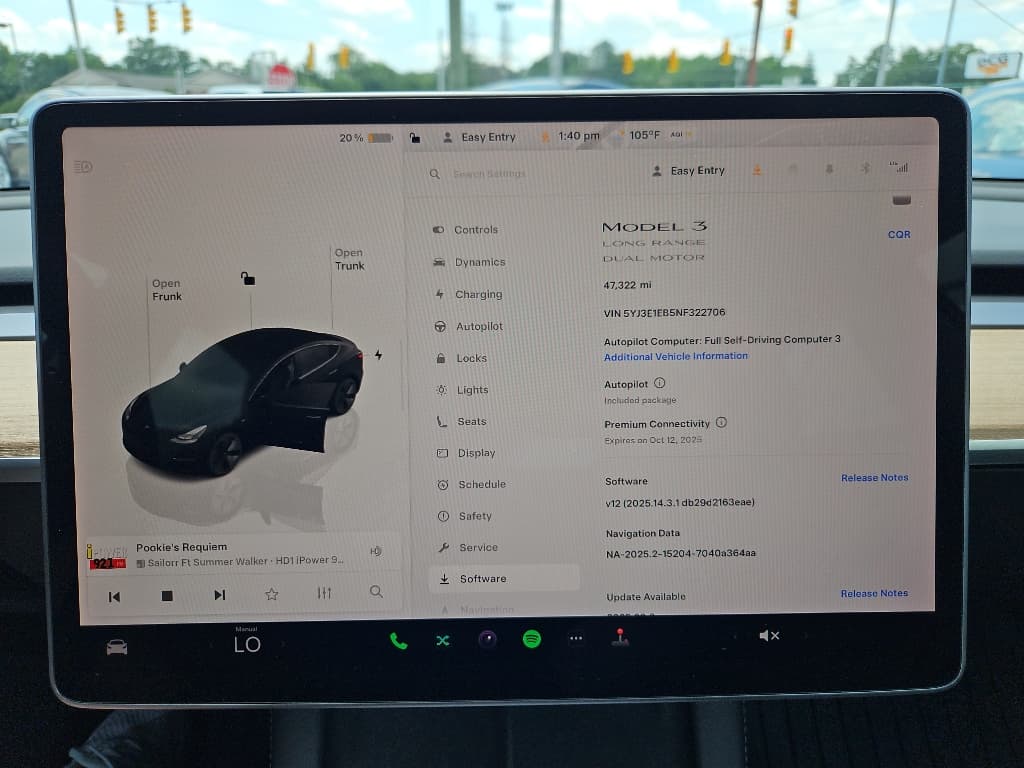 2022 Tesla Model 3 view 9