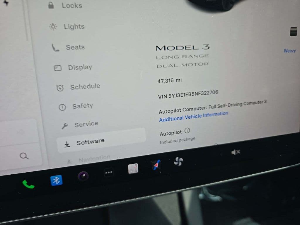 2022 Tesla Model 3 view 7