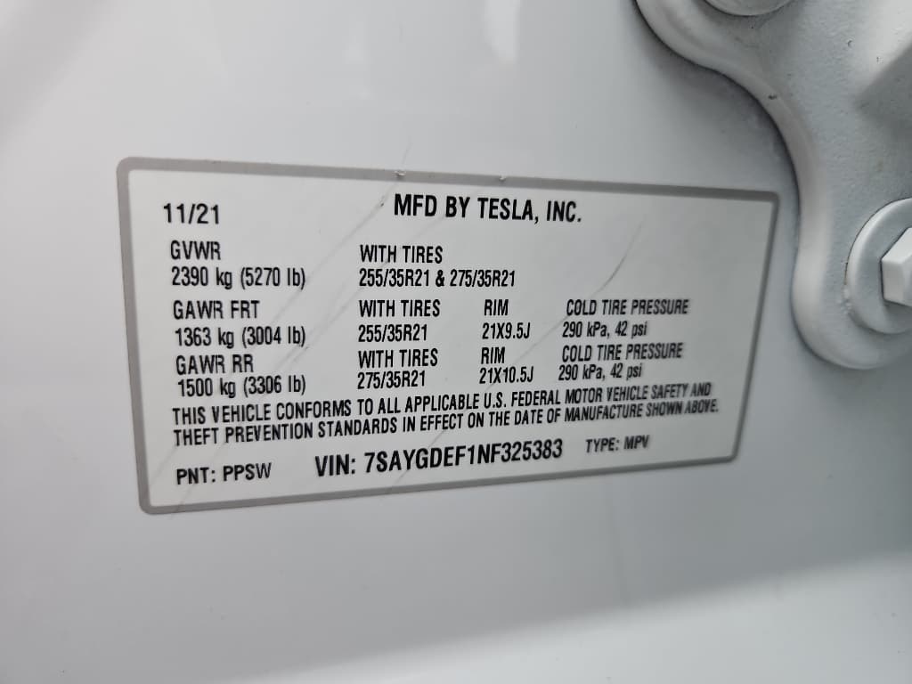 2022 Tesla Model Y view 23