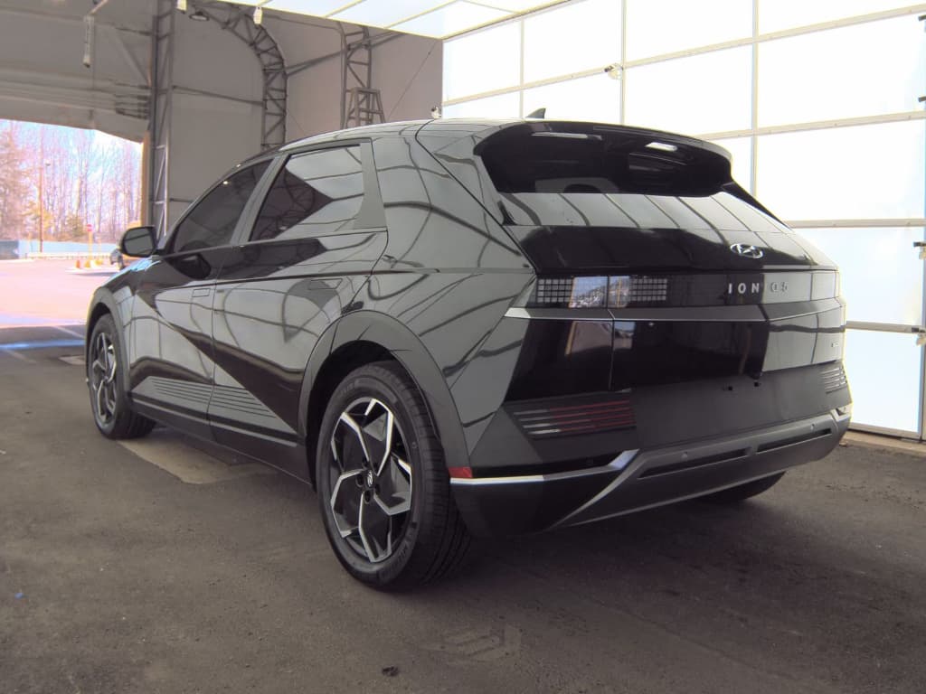 2024 Hyundai IONIQ 5 view 4