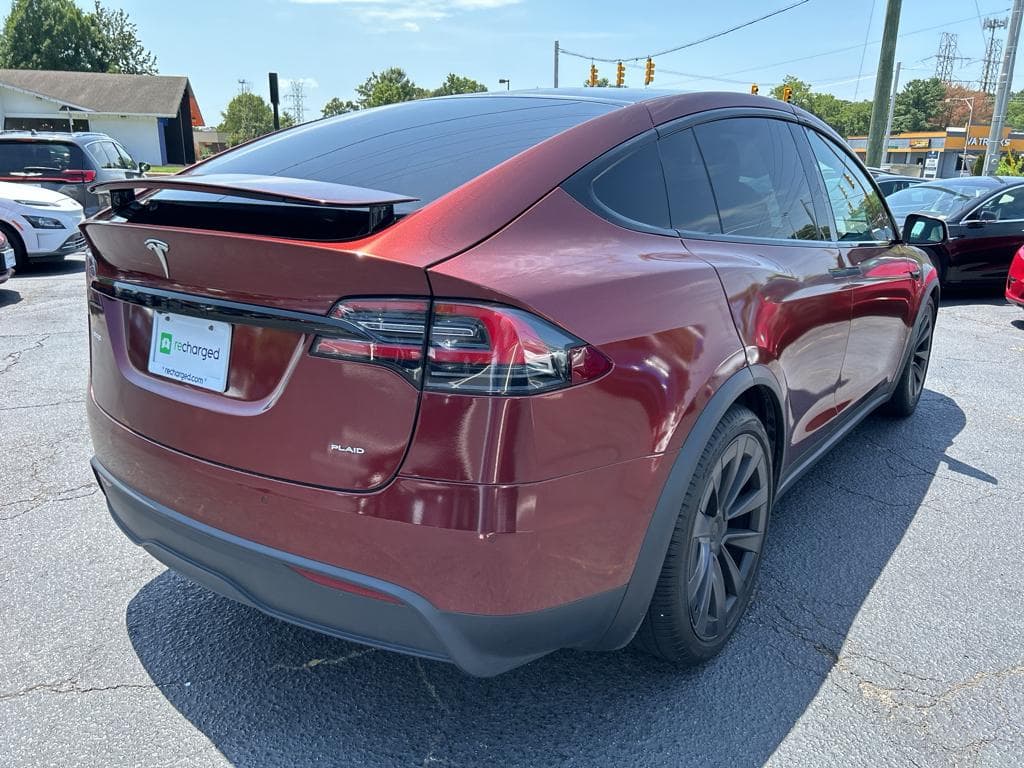 2022 Tesla Model X view 3