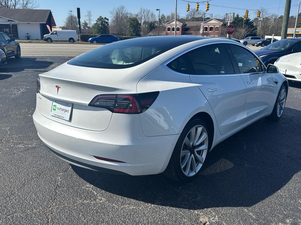 2019 Tesla Model 3 view 3