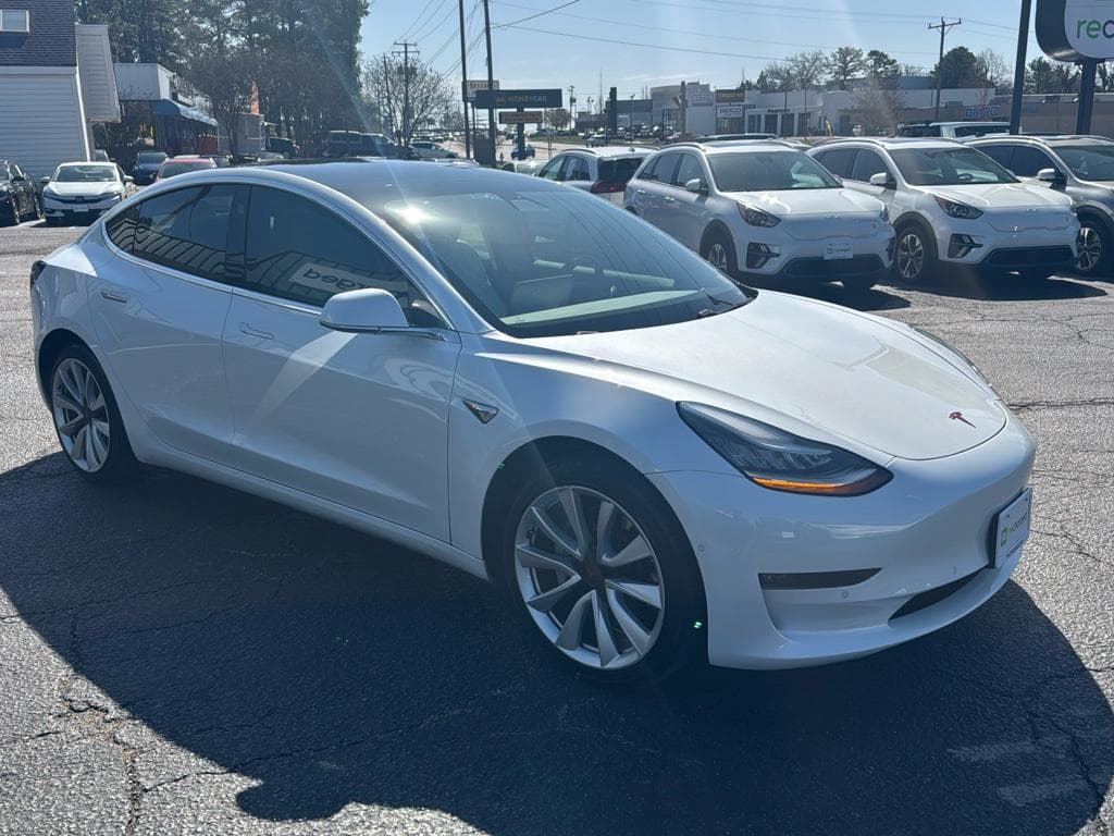 2019 Tesla Model 3 view 4