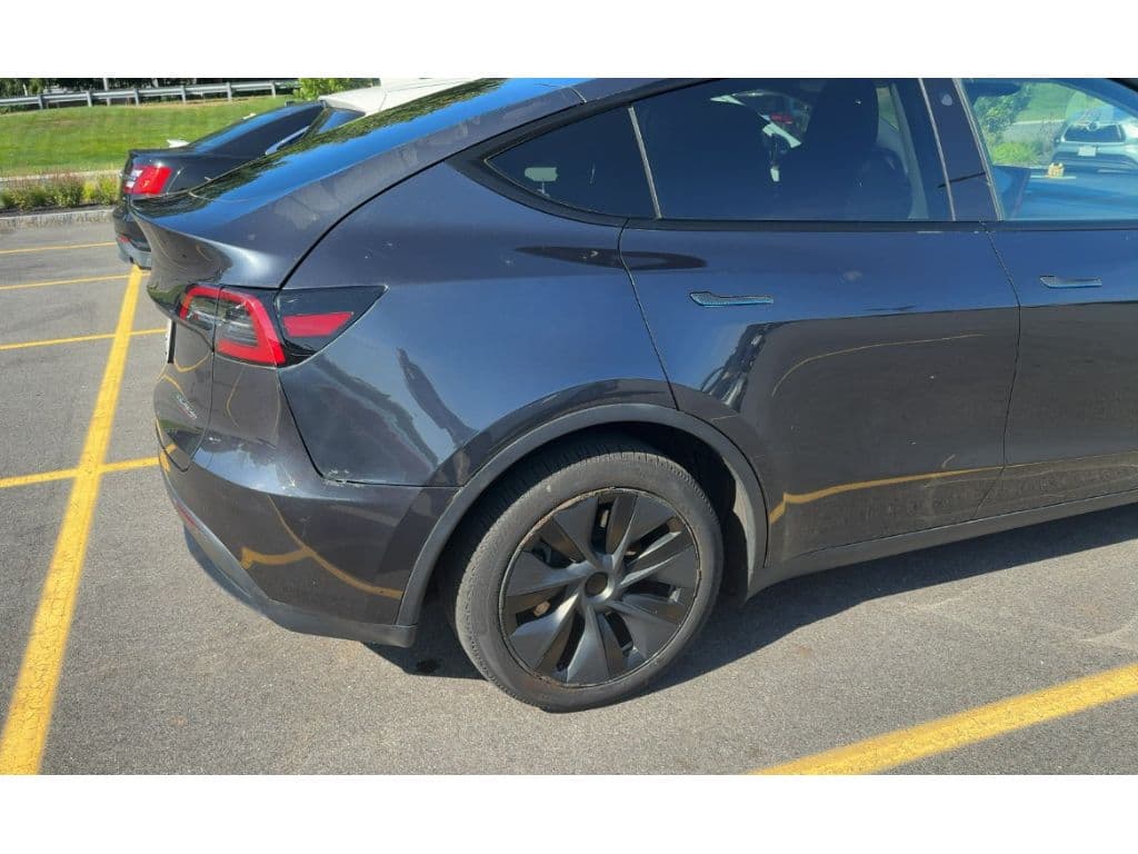 2024 Tesla Model Y view 3