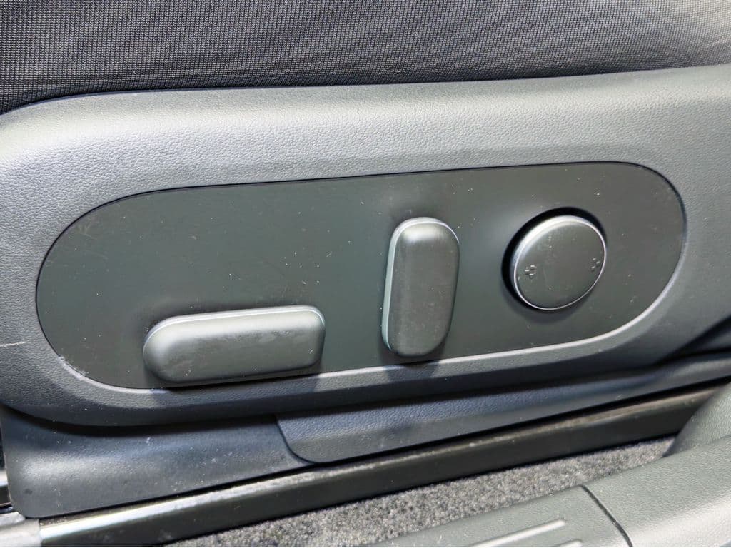 2024 Hyundai IONIQ 5 view 6