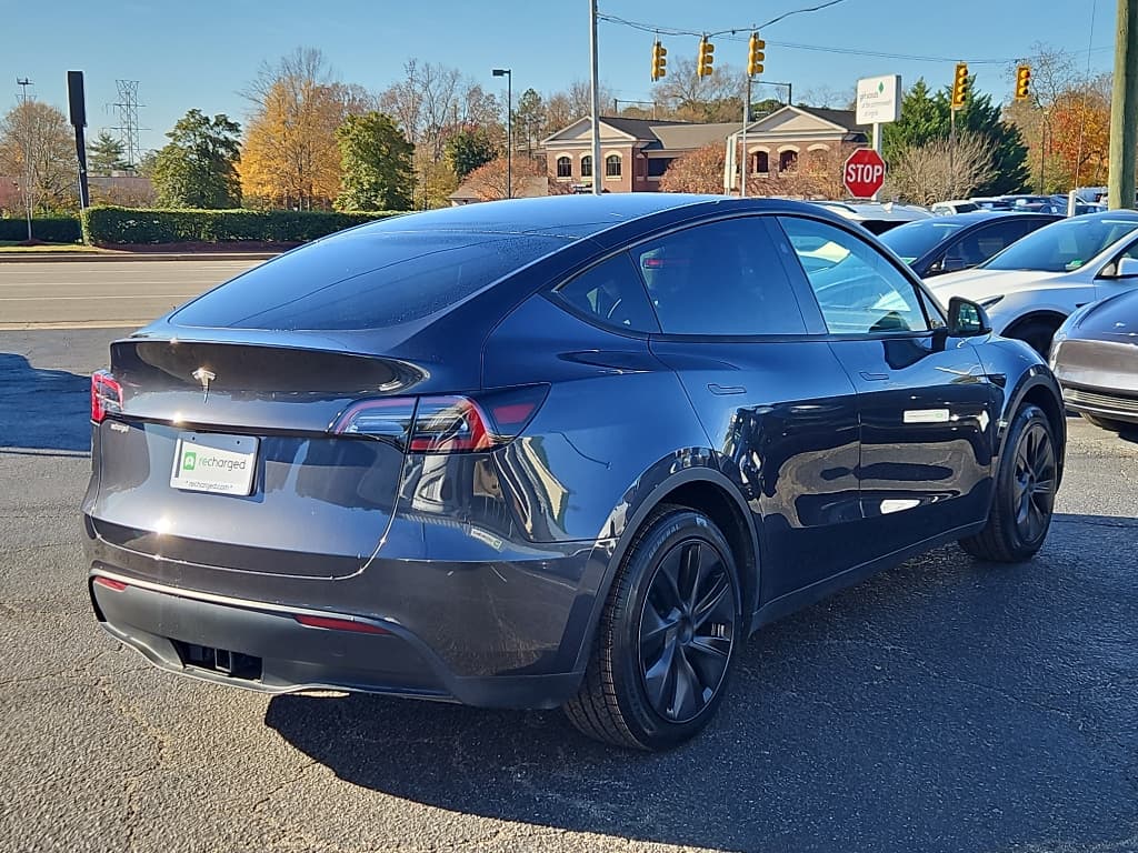 2025 Tesla Model Y view 3