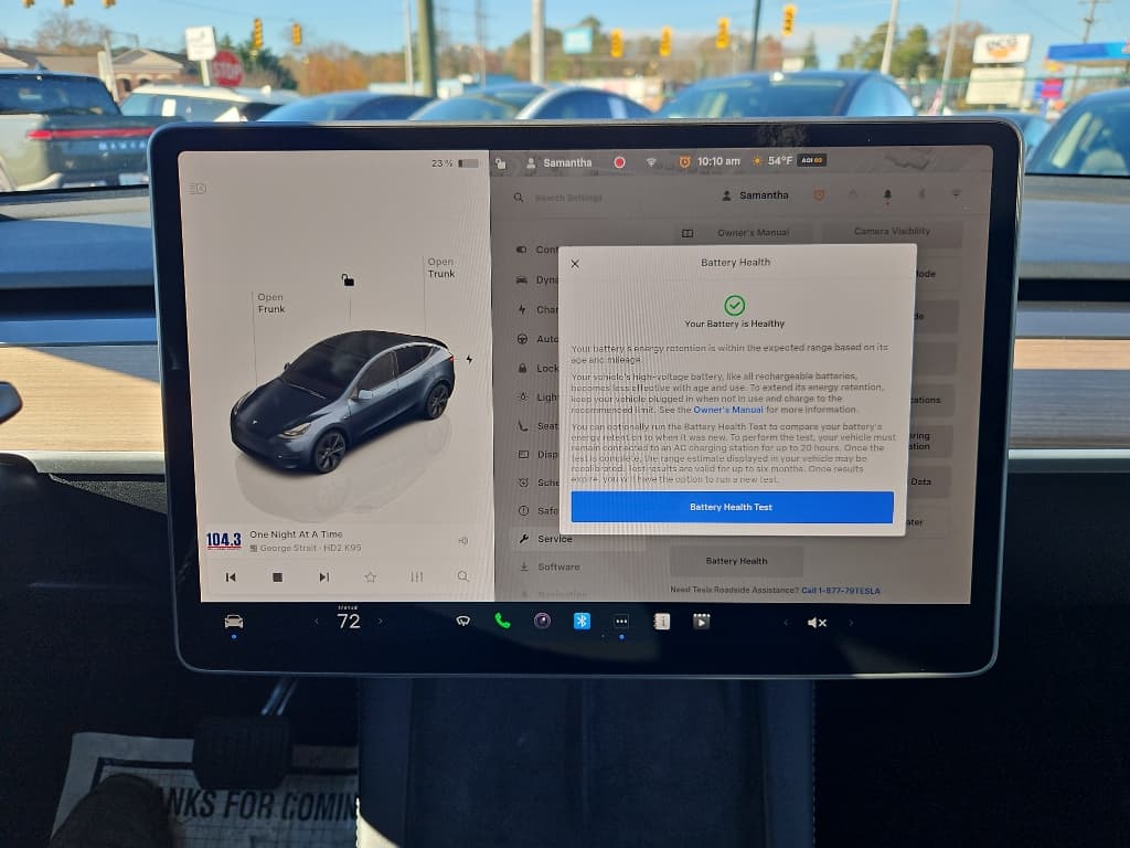 2025 Tesla Model Y view 13